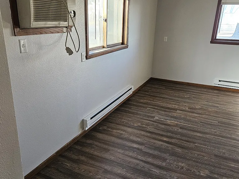 2616 Country Club Pkwy #4 — Photo 3