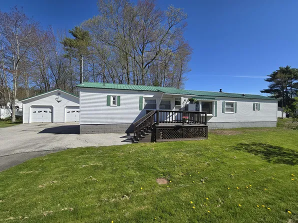 90 County Road, Milford, ME 04461