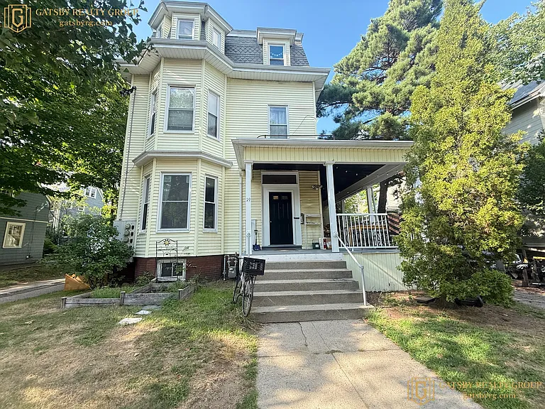 19 Garfield St — Photo 7