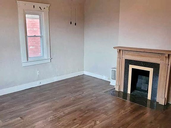 3rd image of 224 Dorchester Ave