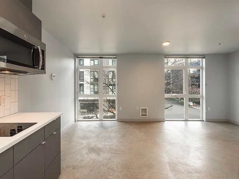 Minnie Flats | 101 Denny Way, Seattle, WA 98109 — Photo 30