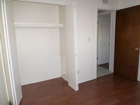 closet 1