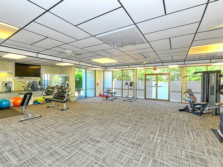 4320 Falmouth Dr #B105 — Photo 142