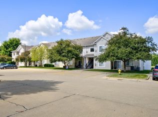 8601 Westown Pkwy Unit 17207, West Des Moines, IA 50266