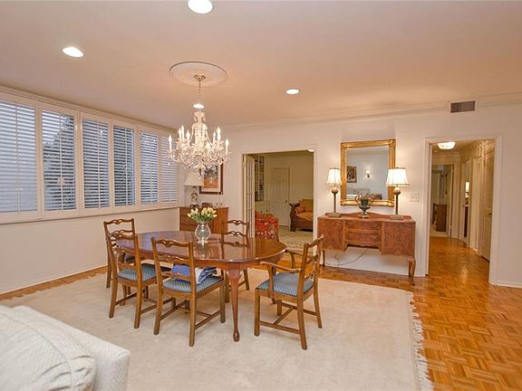 5th image of 2734 Peachtree Rd NW APT C101