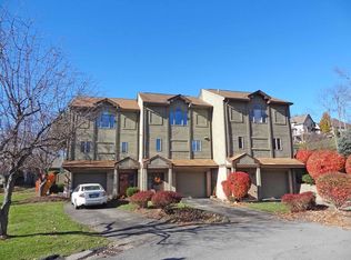1044 Greystone Cir, Morgantown, WV 26508