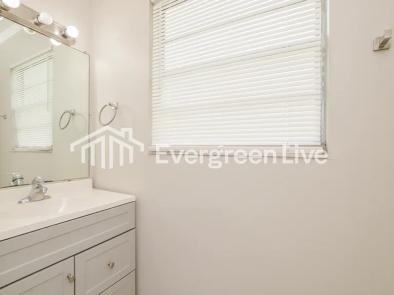 125 Pine Island Dr — Photo 12