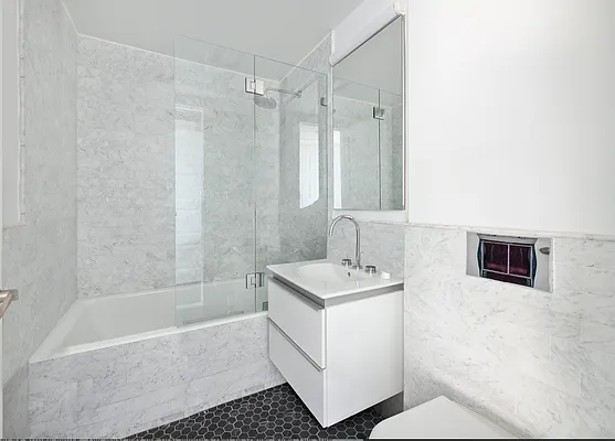 Rented by Compass | media 29