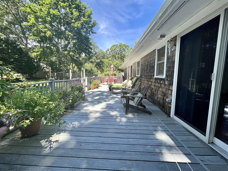 16 Beechwood Dr — Photo 14