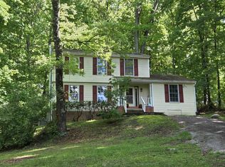 7498 James Way, Radford, VA 24141