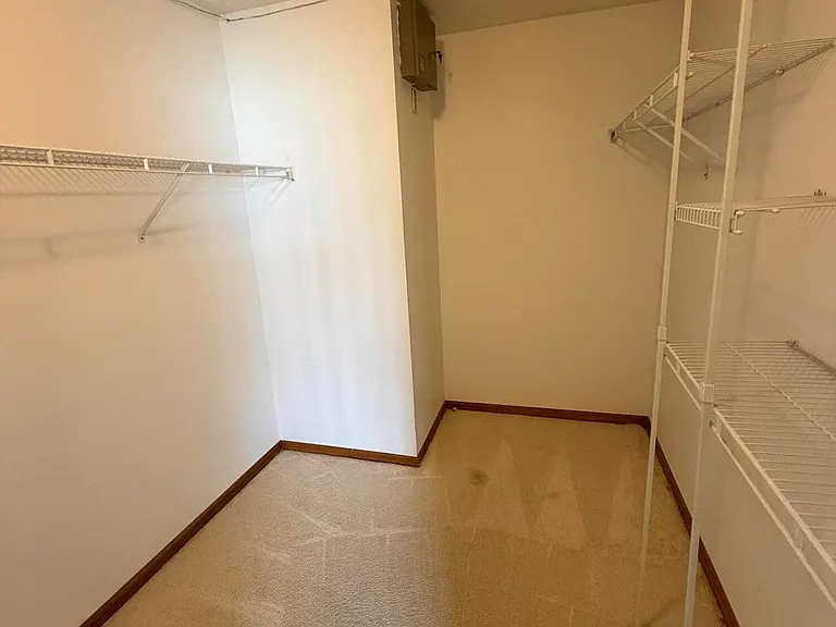 925 Falls Trl — Photo 26