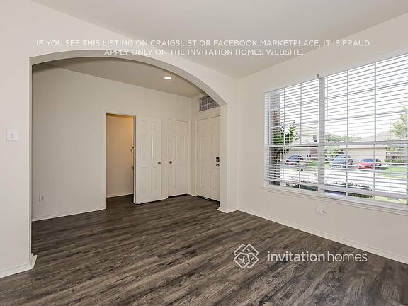 5th image of 612 Horn St