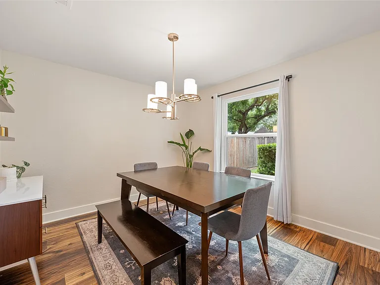4902 Pelham Dr — Photo 23