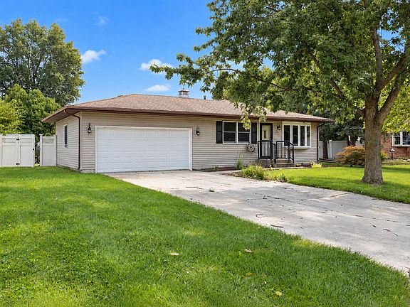 4th image of 103 Poplar Ct