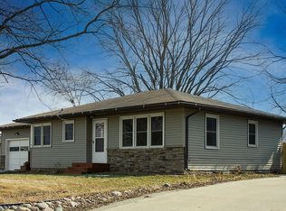 1411 County Road 25, La Crescent, MN 55947