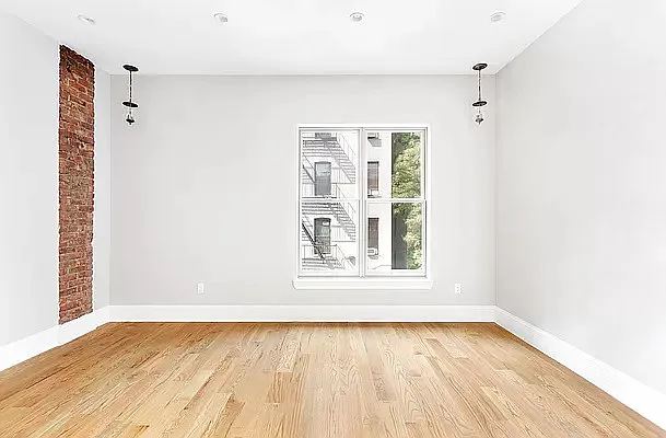 Rented by Hagstrom Management Inc | media 11