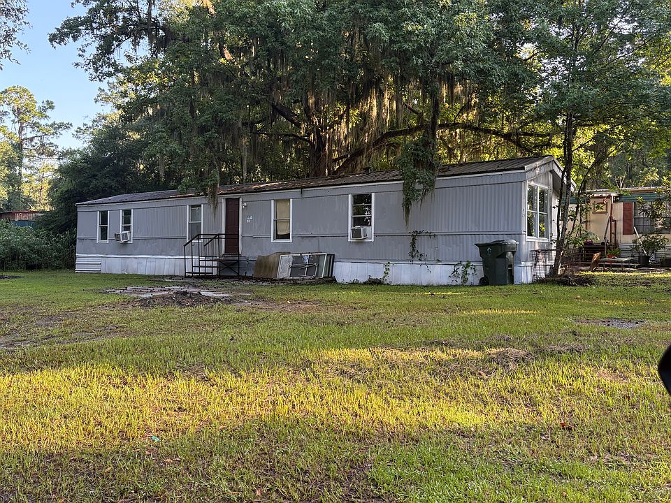 1st image of 224 Teal St #224