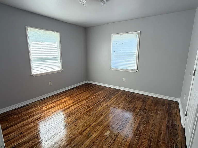 5923 Painters St — Photo 9