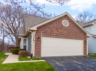 1176 Coldspring Rd, Elgin, IL 60120