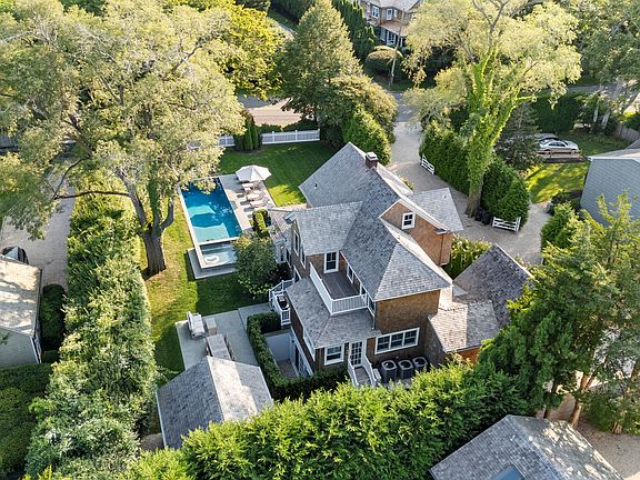 5th image of 44 Buell Ln