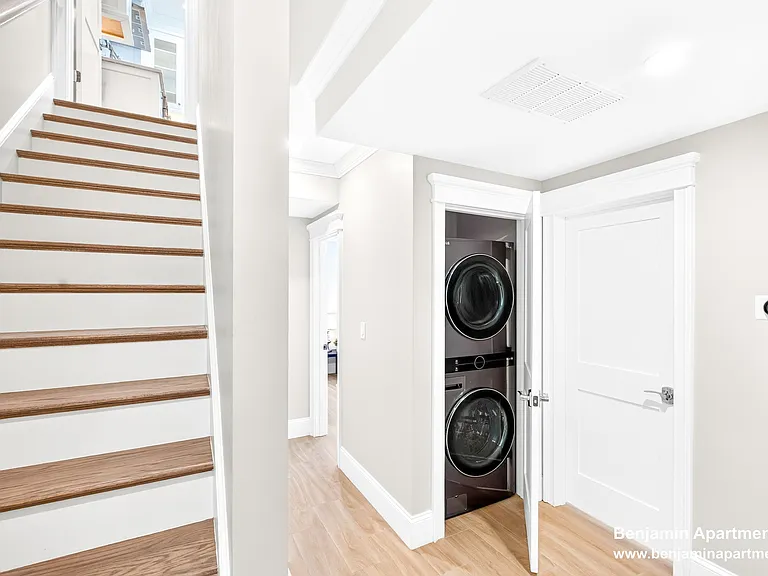 101 Sumner Rd #A — Photo 8
