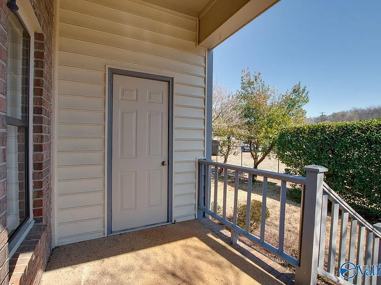 313 Kensington Ct SW #313 — Photo 25