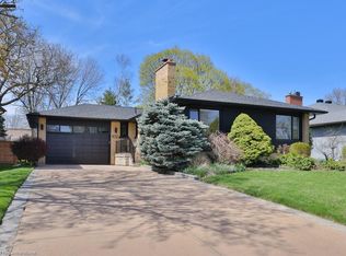 102 Prince George Dr, Toronto, ON M9B2X8