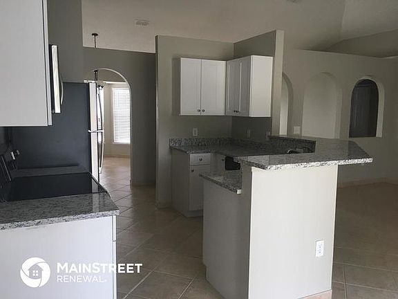 4th image of 419 Dove Ct