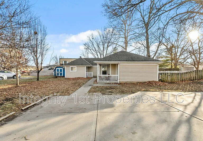 11221 W 59th Ter — Photo 3
