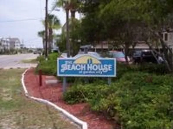 700 N Waccamaw Dr, Murrells Inlet, SC 29576