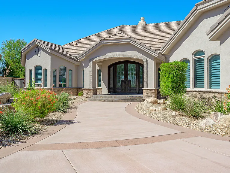 1362 Pioneer Trl — Photo 4