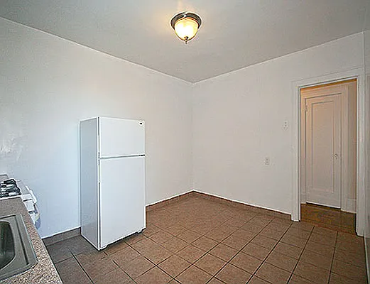 Rented by SW Queens Mezzanine | media 9