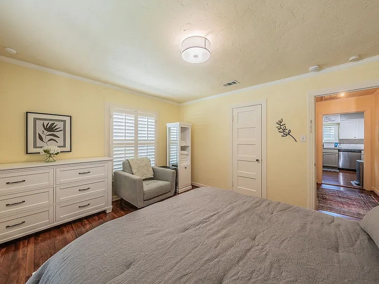 2157 W Lotus Ave — Photo 31