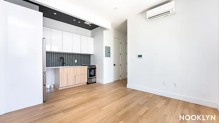 Rented by Nooklyn NYC LLC | media 4