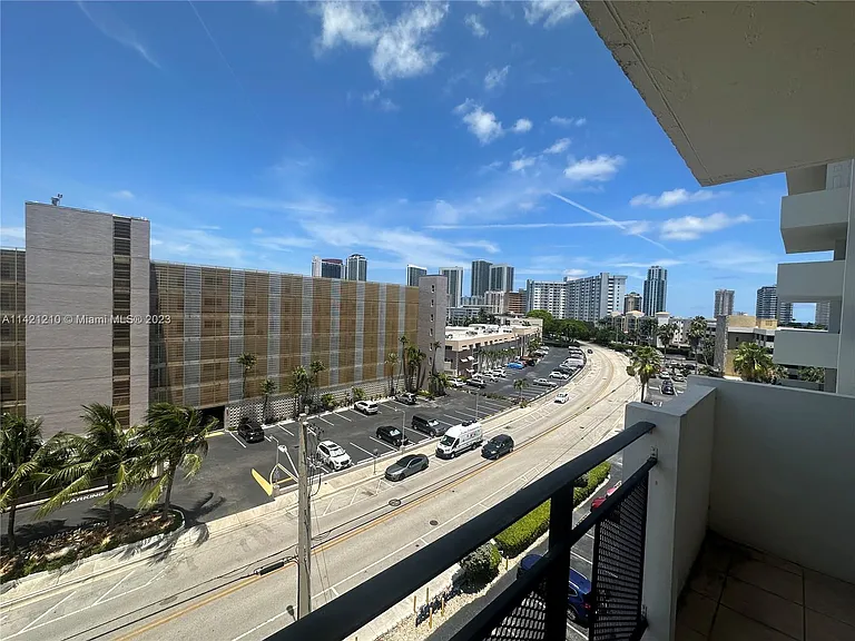 401 Golden Isles Dr #603 — Photo 6