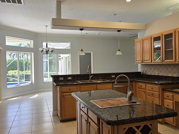 3rd image of 5350 SW Coral Tree Ln