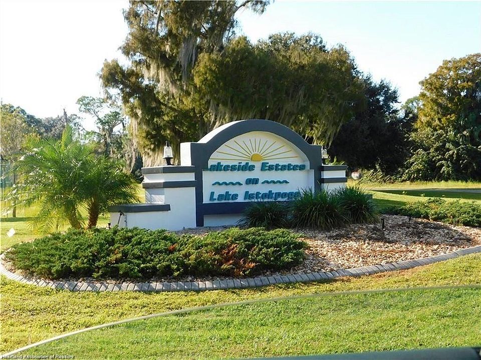 2nd image of 6328 Aquavista Dr