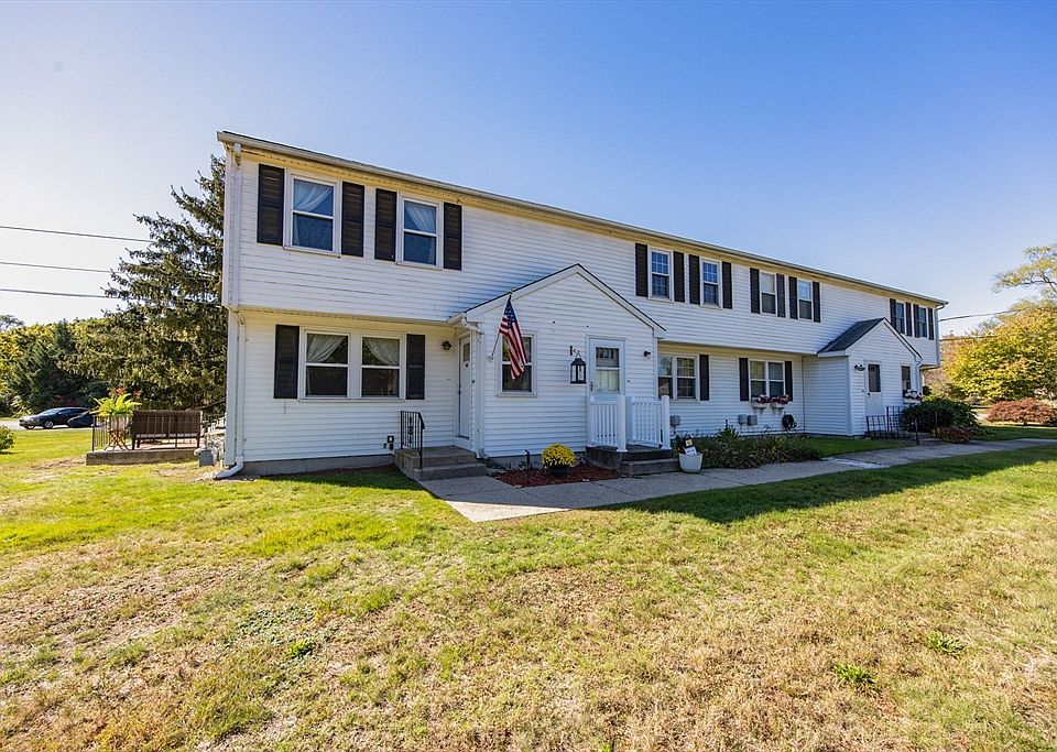 1st image of 166 E Bacon St #4