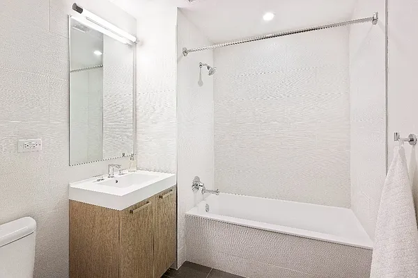 Rented by Nest Seekers International | media 16