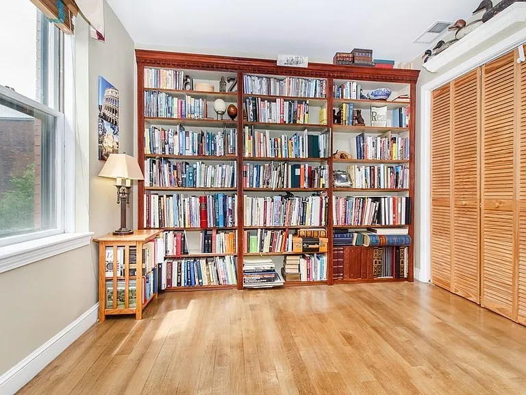 25 Revere St #5 — Photo 12