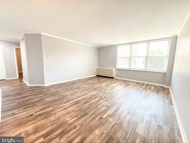 6100 Henry Ave #4I — Photo 2