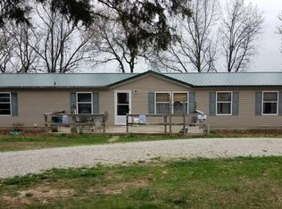 35 Elm Ln, Tunas, MO 65764