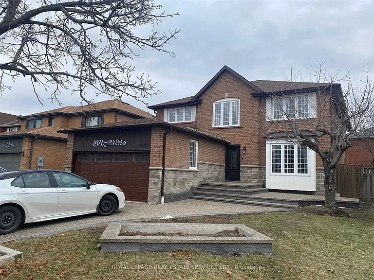 4127 Loyalist Dr — Photo 1