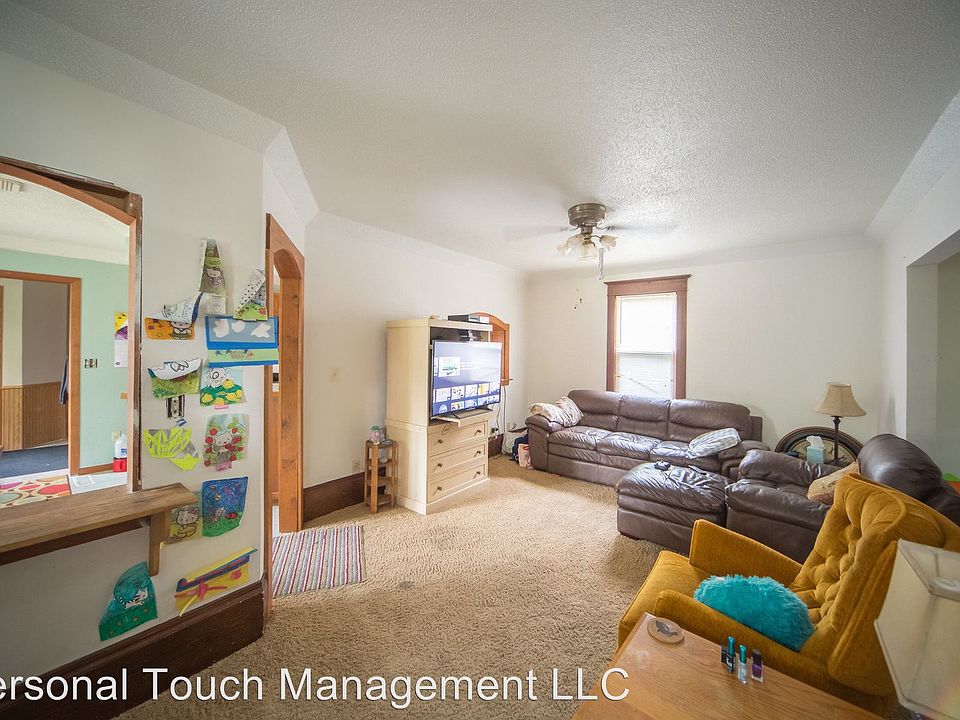 1st image of 501 Pleasant Ave SE
