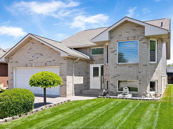 1622 Clover Ave, Windsor, ON N8P 1R1