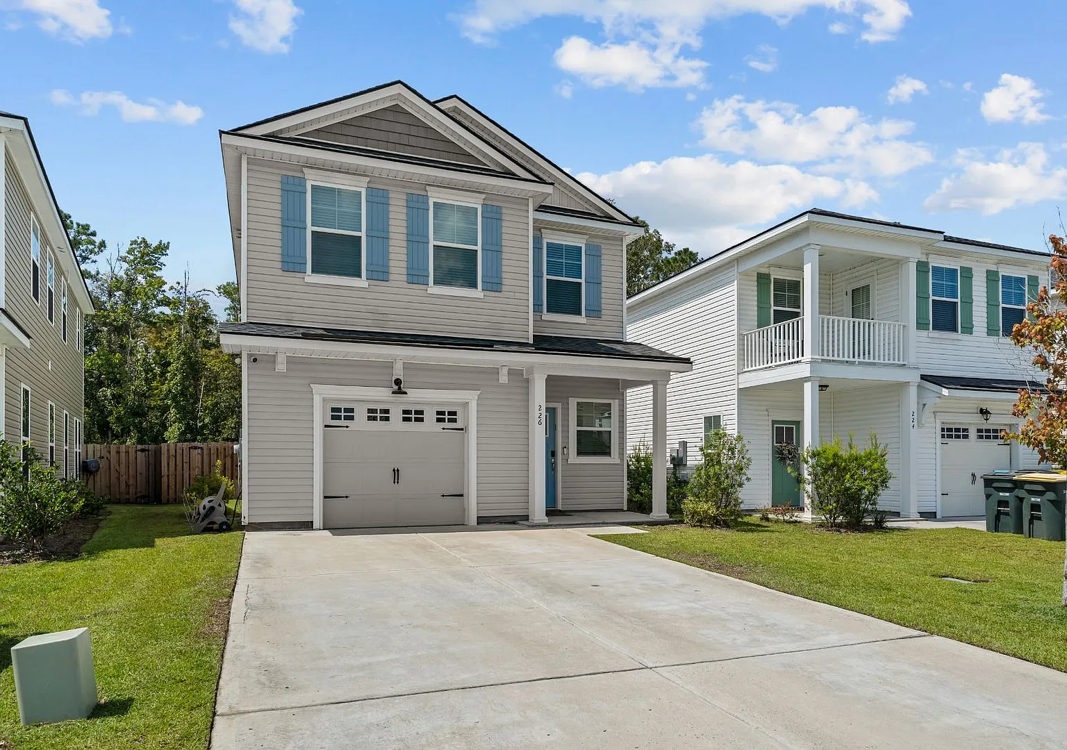 Bright & Modern Living Beautiful 3BR Home in Savannah — Photo 2