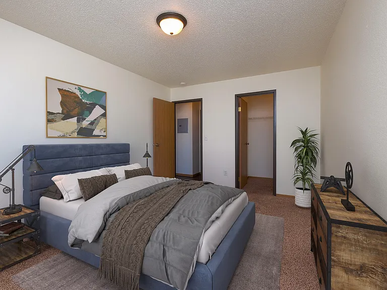 Moorhead, MN Woodstone Apartments | Bedroom
