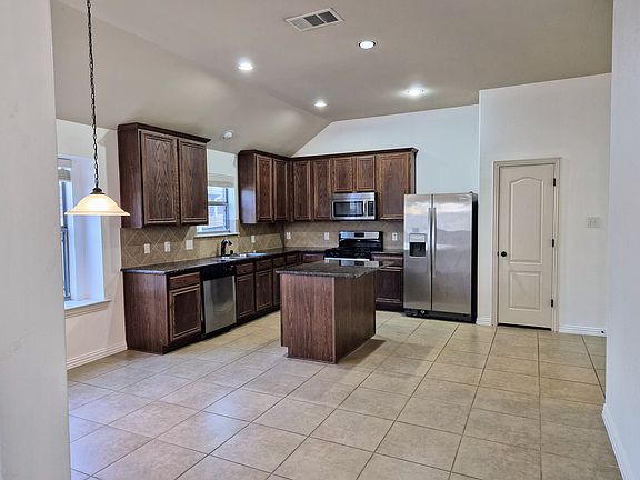 5th image of 5001 Alpine Meadows Dr
