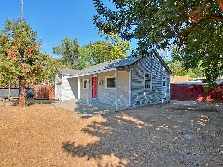 3306 Albany Way — Photo 3