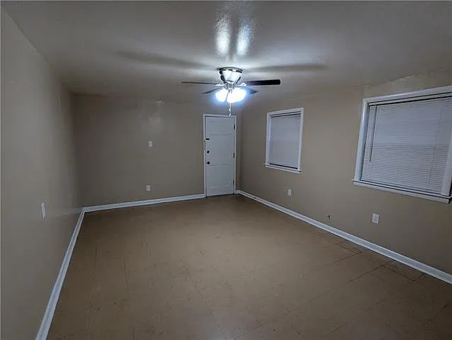 375 Aris Ave — Photo 16